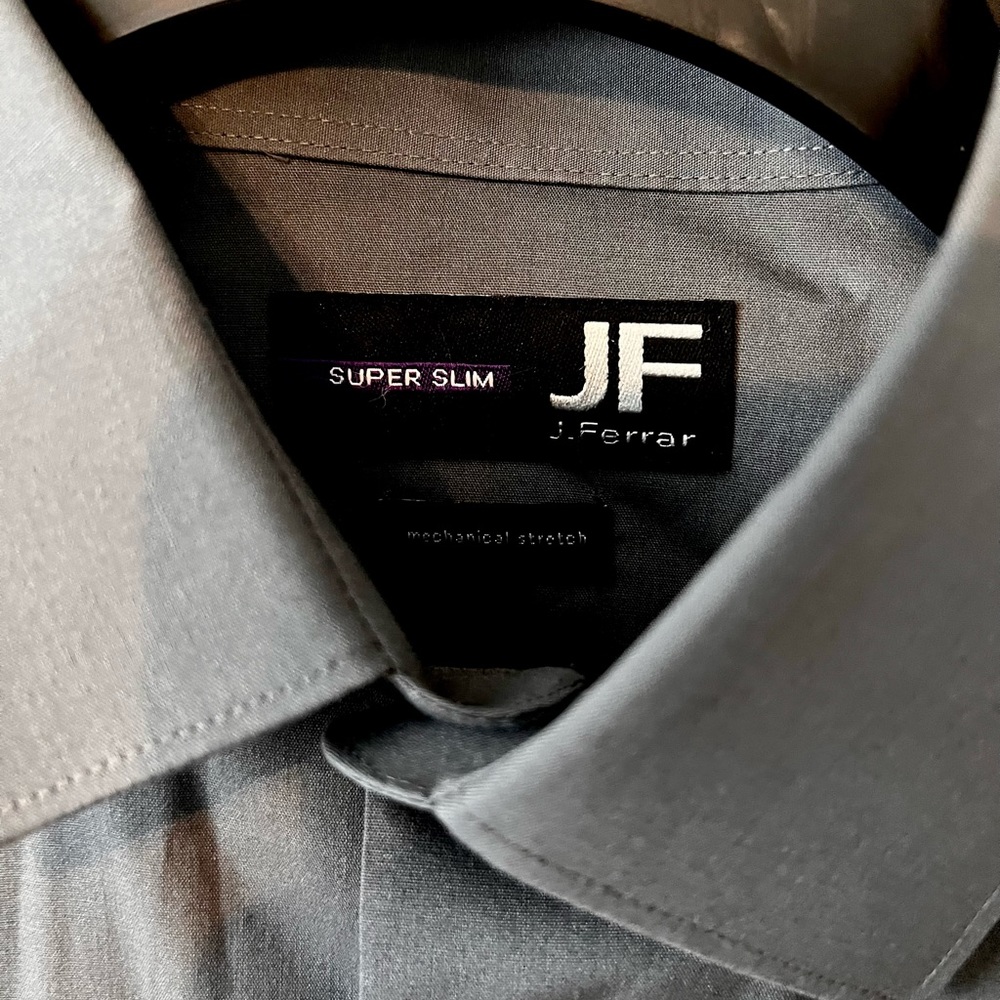 JF Ferrar Gray long sleeve dress shirt // Size Medium ,15-15 1/2, 32-33